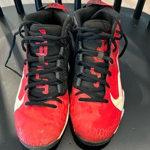 Nike Used Mike Trout baseball cleats size 6. Still have tons of wear left.